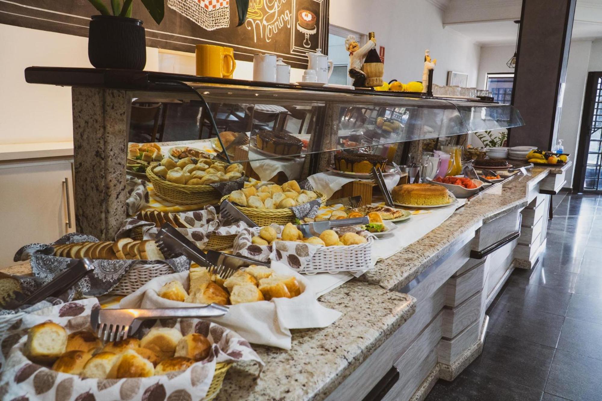 Hotel Casablanca Santa Bárbara dʼOeste Eksteriør billede